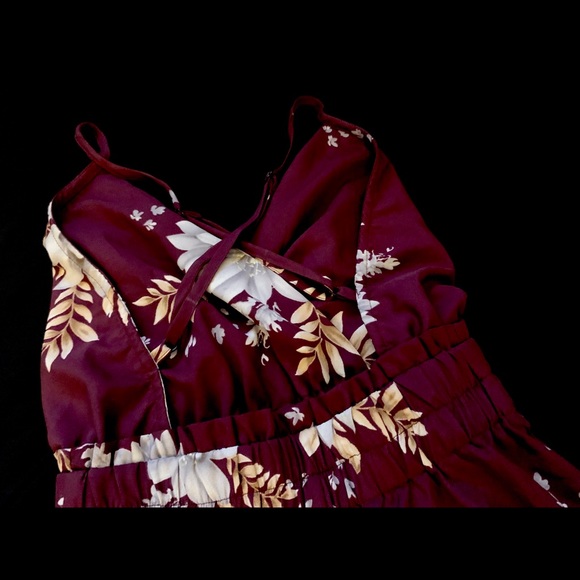 Floral Romper - Picture 4 of 4